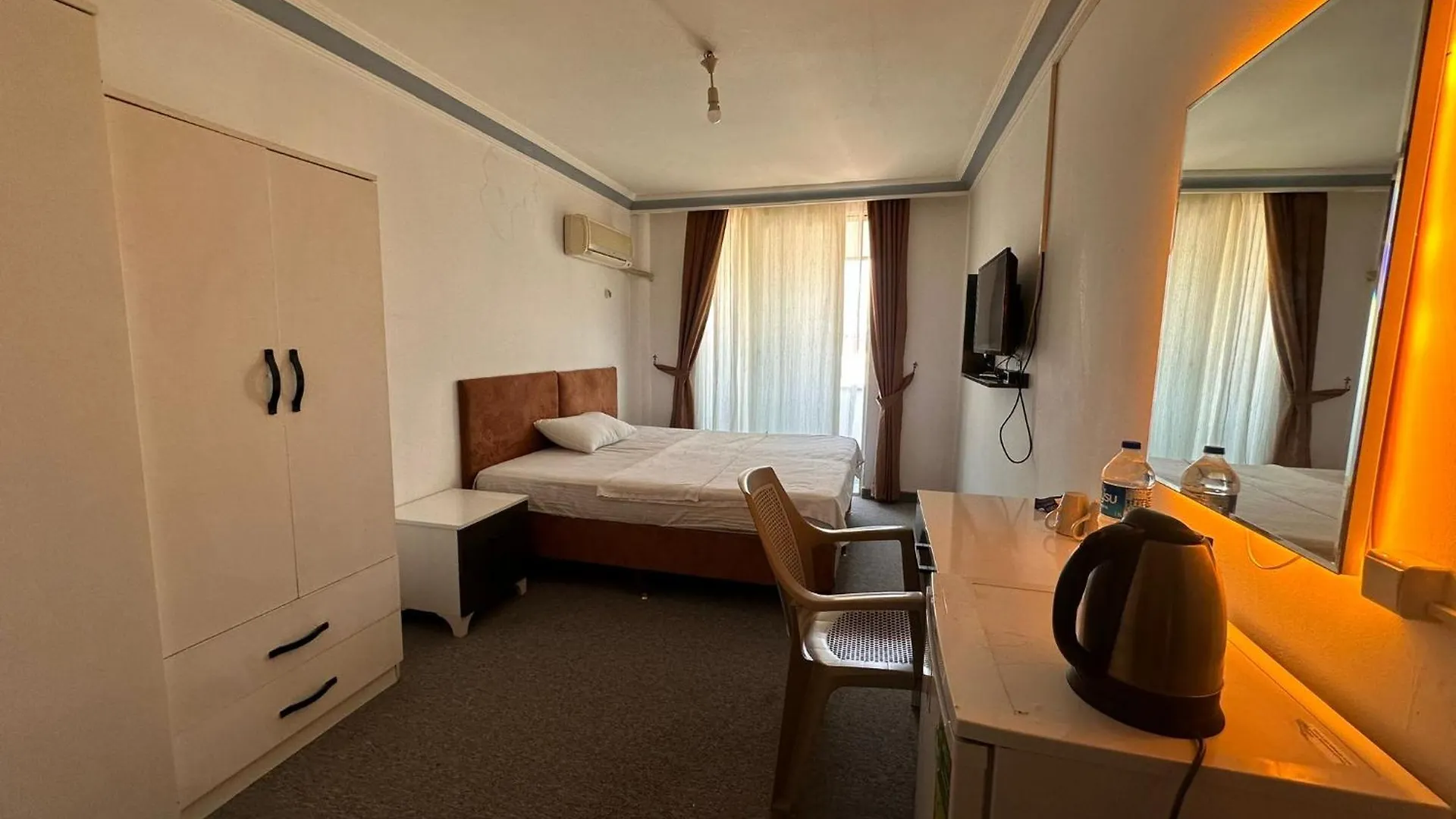 Ezel Group Hotel Antalia