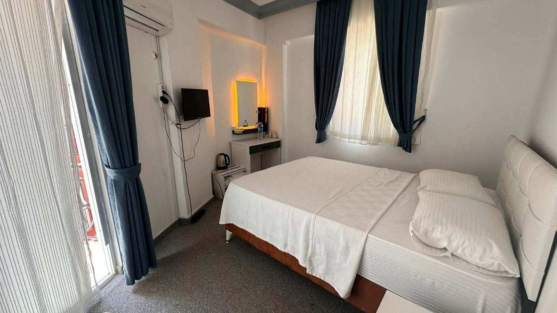 Ezel Group Hotel Antalia